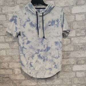 Hollister White and Blue Tie-Dye Hoodie Shirt